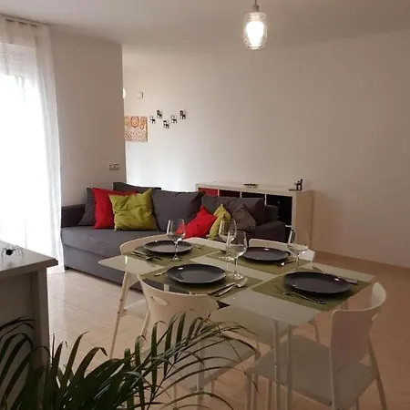 Apartment Guantanamera Eco-friendly Roomalaga By Bossh!